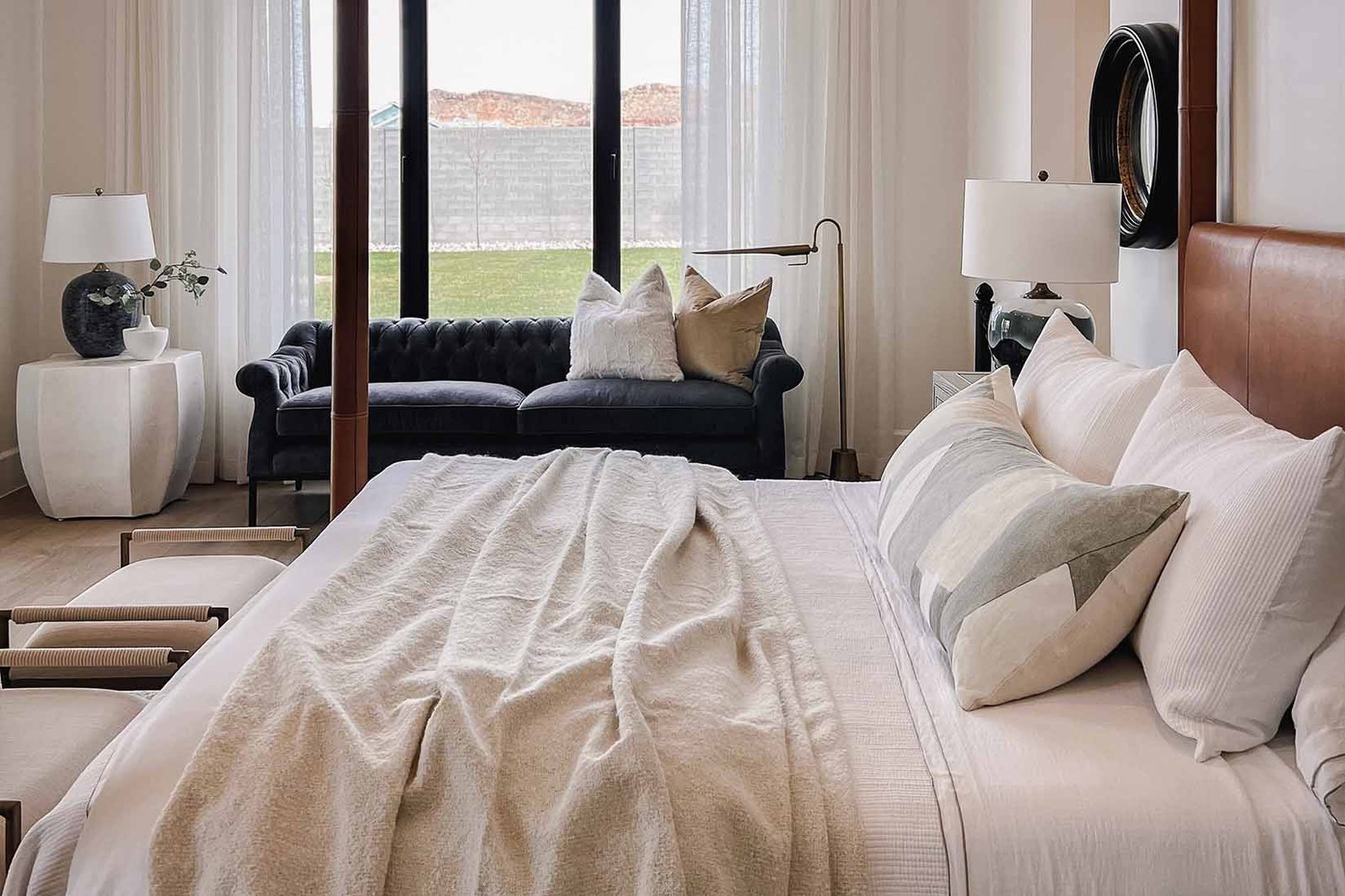 Bed room